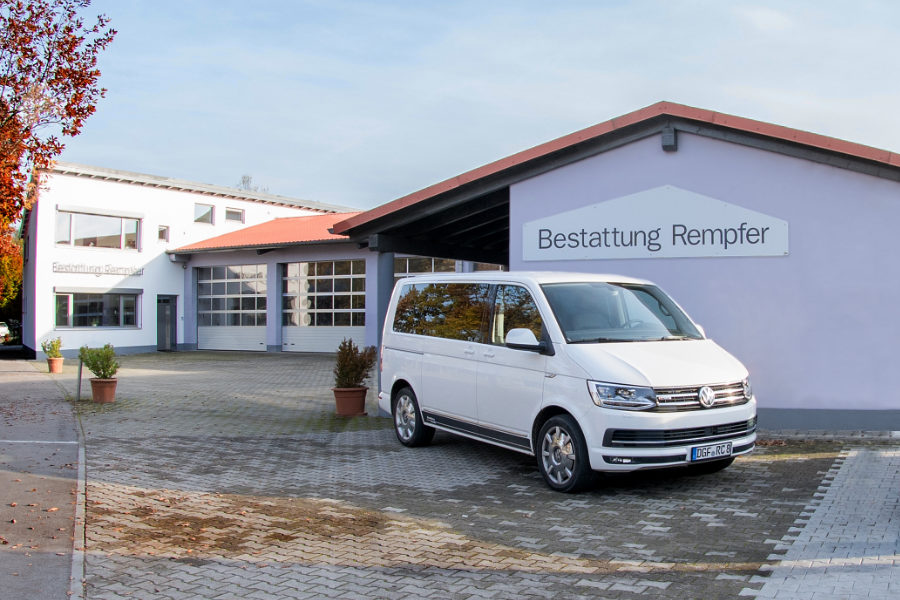Komfortabler Shuttle-Bus